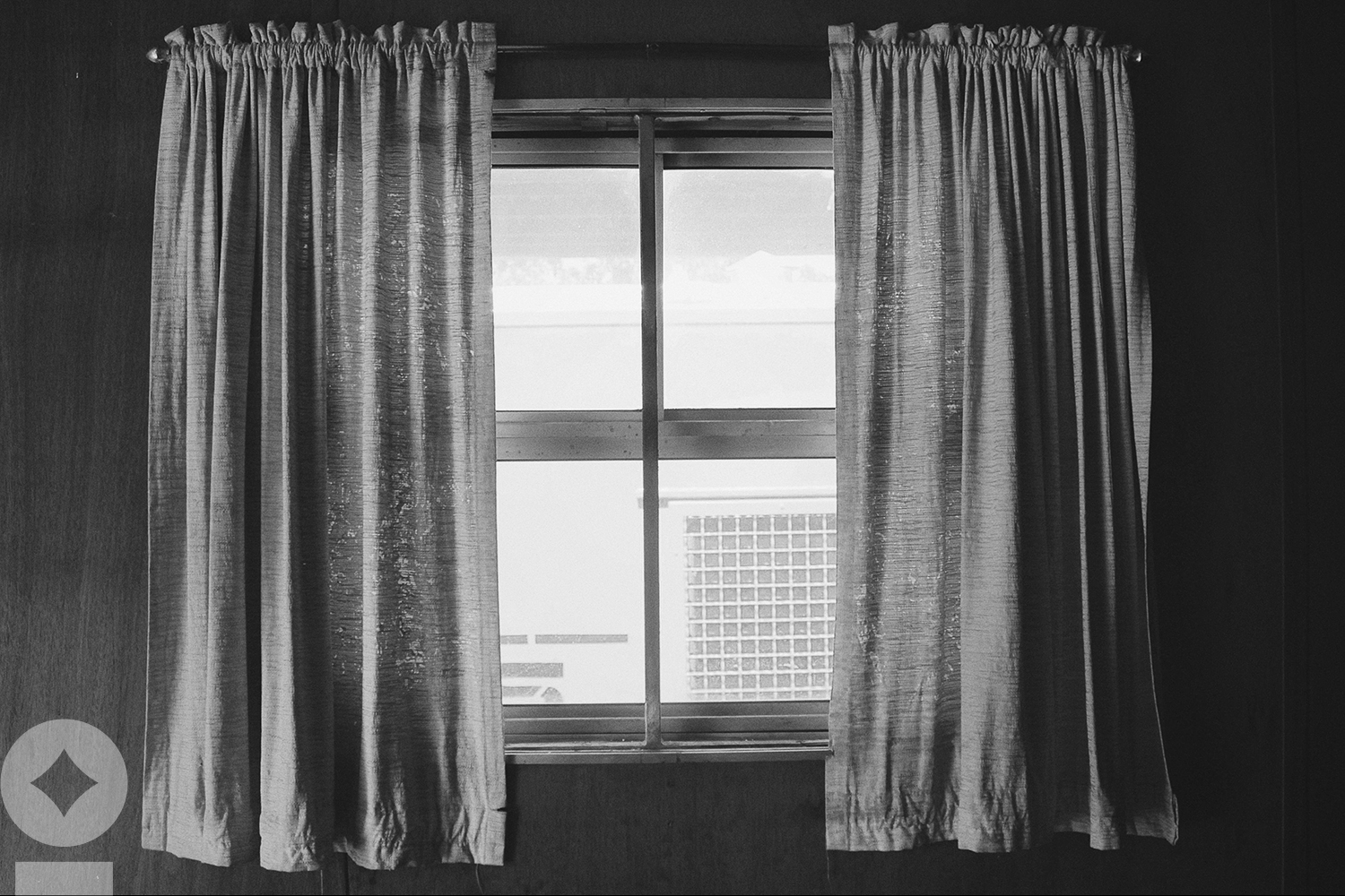 The Fed Waves Through a Window at Markets 